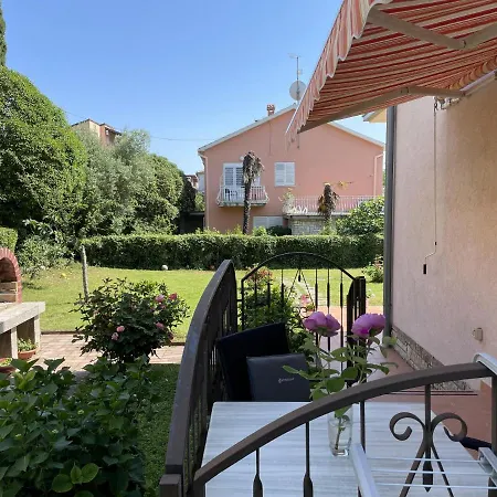 Studio Apartment Rafael Rovinj Exterior photo
