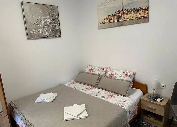 Studio Apartment Rafael